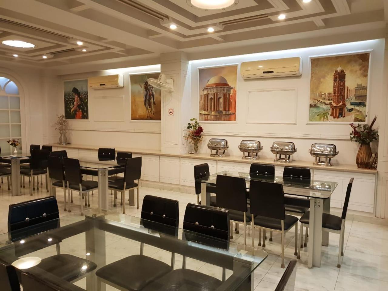 Hotel Grand Faisalabad Luaran gambar